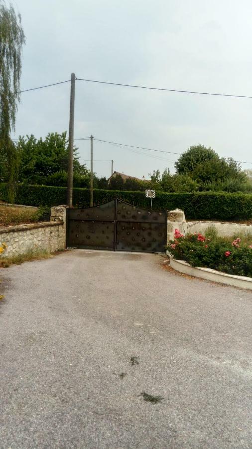 Gite De La Roseraie Louchy-Montfand المظهر الخارجي الصورة